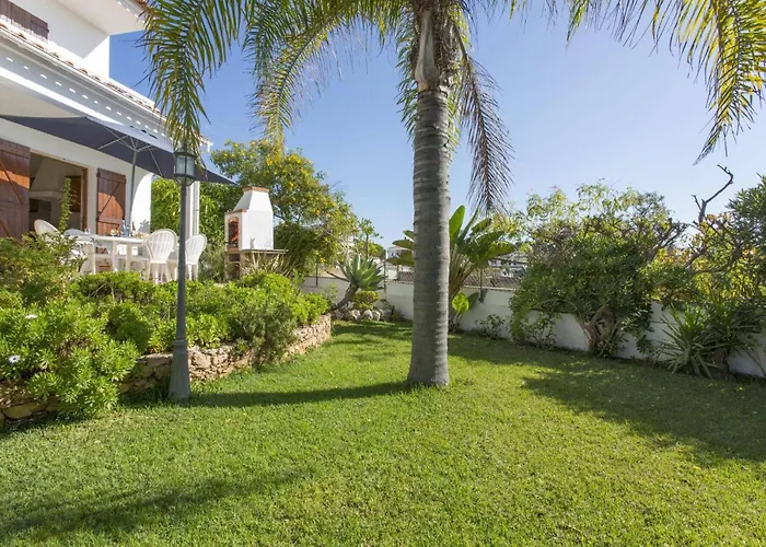 Villa Casa Palmeiras By *