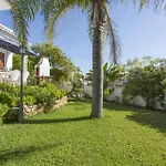 Villa Casa Palmeiras By *